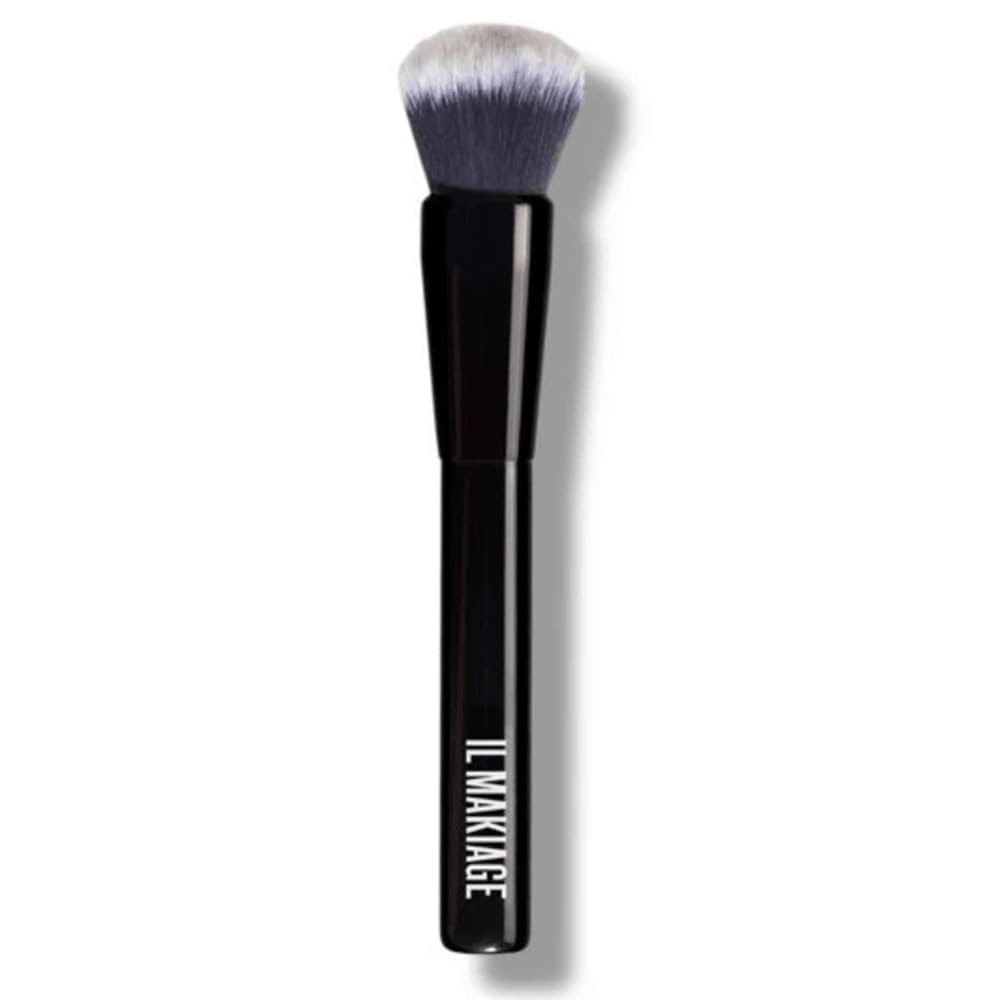 IL Makiage #100 Foundation Blending Brush Brand New